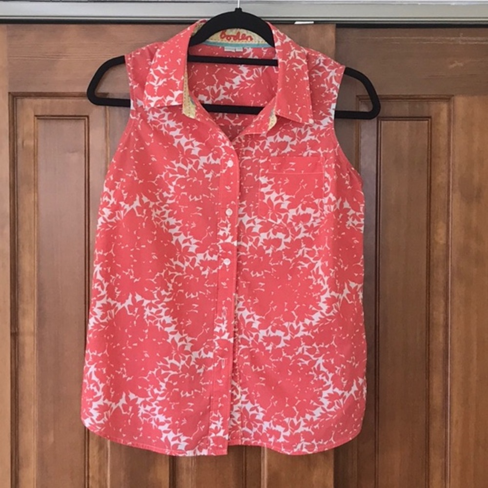 Sleeveless shirt